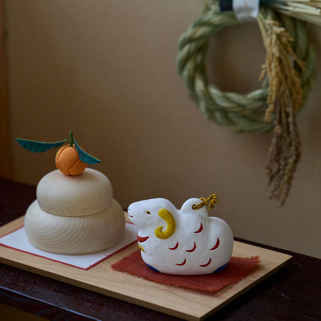 【正月先行予約商品・WEB限定】お正月飾りセットC 干支の鈴飾り 未・鏡餅 中・注連縄 二連飾り(10月末~11月上旬発送)